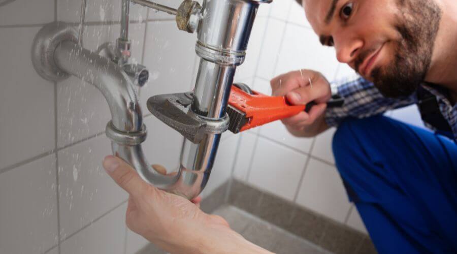 Local expert plumbing services in Silver Lake, IN